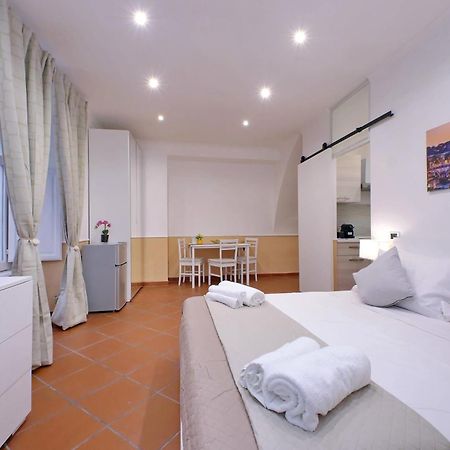 Trevi Feddy'S Apartment Roma Esterno foto
